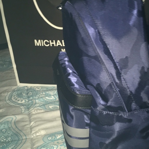 Authentic Michael Kors Kent Backpack Indigo/Grey - Picture 3 of 7